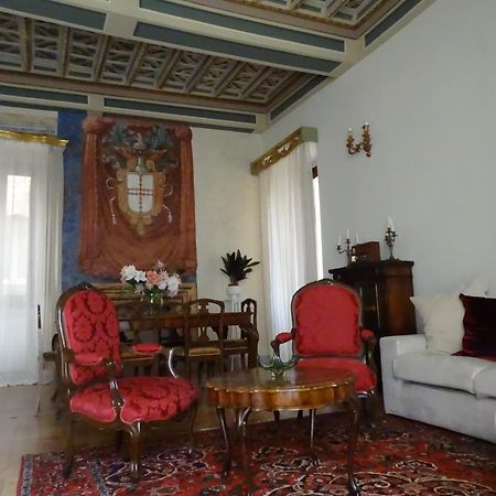 Palazzo Lauri Spoleto Apartman Kültér fotó